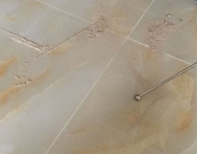 雅安瓷砖空鼓维修公司分享粘合剂选择不当在瓷砖铺贴过程中可能导致以下问题